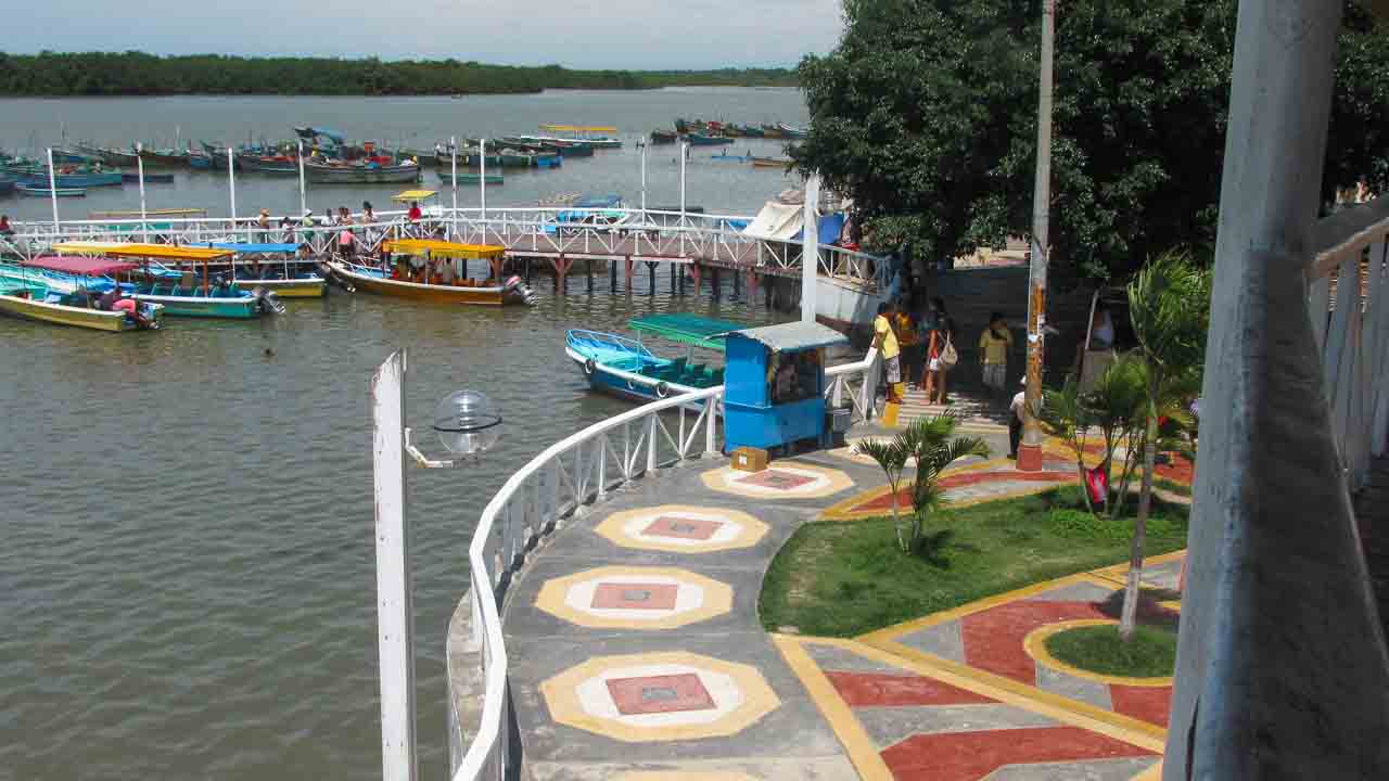 Puerto Pizarro, Perú